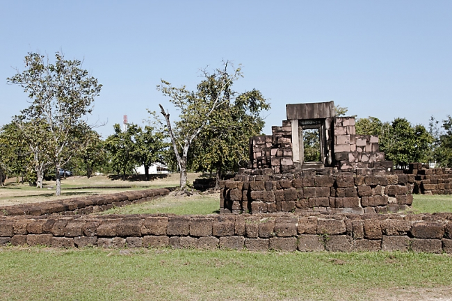 Kuti rishi Phimai-004